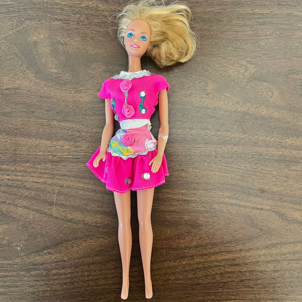 Vintage Mattel Barbie Doll Blonde 1966 Malaysia Hot Pink Rosette Outfit 90s Y2K